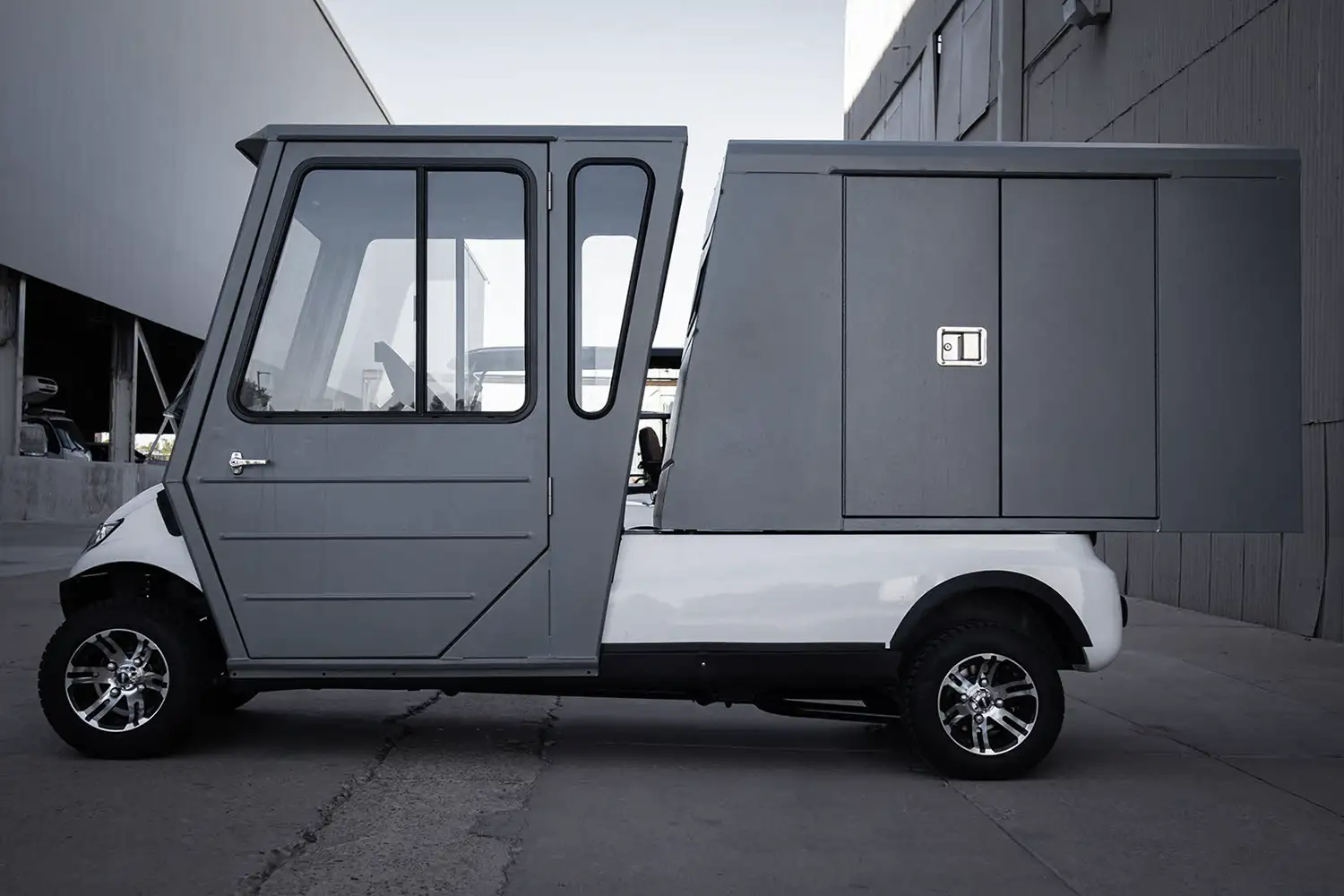 golf carts for businesses