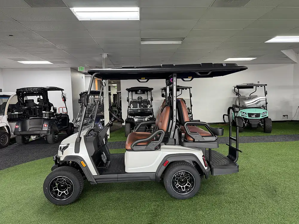 2026 icon i40x white golf cart side view
